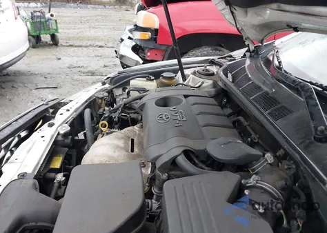 2011 Toyota Camry Le from USA, damaged, VIN 4T1BF3EKXBU773861